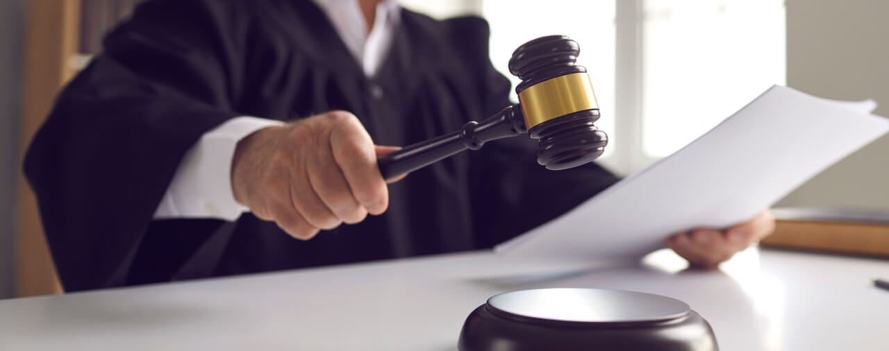 EOIR объявил о вступлении в должность пяти новых иммиграционных судей