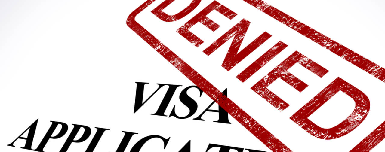 Более 37 000 заявлений на получение визы были отклонены в 2018 году из-за запрета на въезд